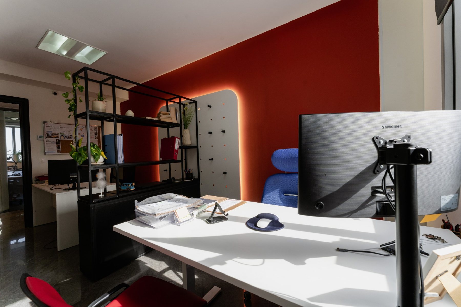 Bureau privé équipé et lumineux chez WorkZone, Centre Urbain Nord