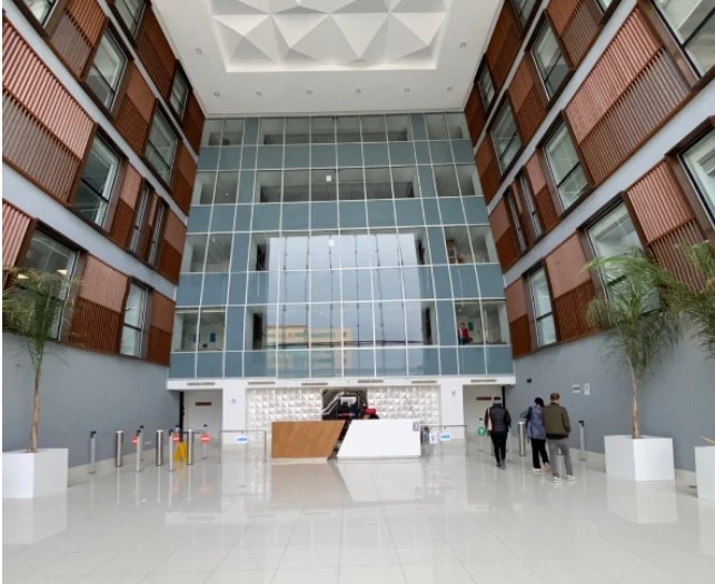 Hall de l'immeuble de Work Zone 2.0, Centre Urbain Nord
